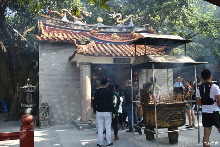 由凤凰石刻群，长安CS75感受神话传奇故事