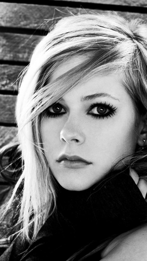 v迷进〜求艾薇儿壁纸。iphone5的。