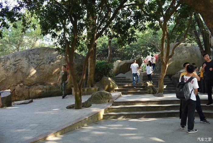 由凤凰石刻群，长安CS75感受神话传奇故事