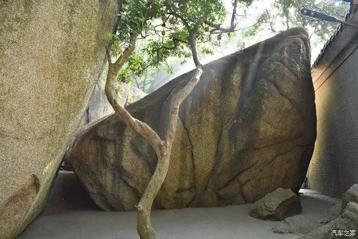 由凤凰石刻群，长安CS75感受神话传奇故事