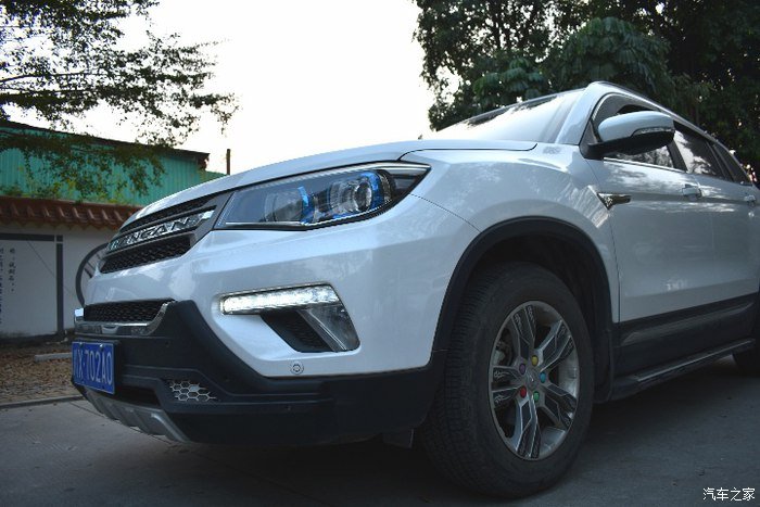 由凤凰石刻群，长安CS75感受神话传奇故事