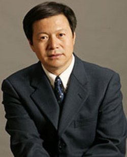 靳树增的人物简介