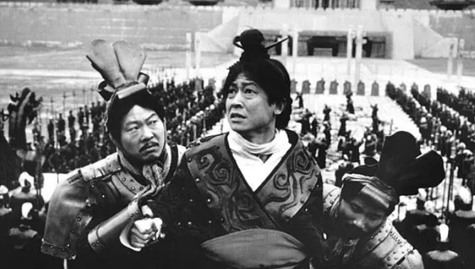 成姣是怎样被秦始皇处死的，嫪毐是怎么被秦始皇处死的