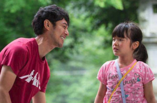 母子外出打工同住一个租房会不会让外人说闲话？