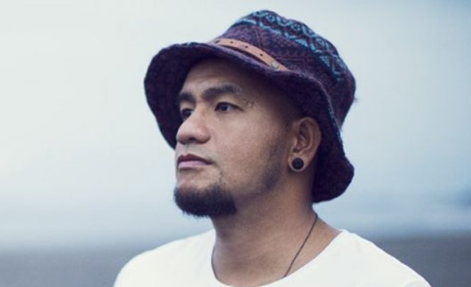 有一首歌的一句歌词是：我会牢牢记住你的脸，请问下这是什么歌？