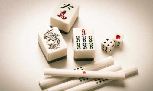 四个暗刻是什么牌型？