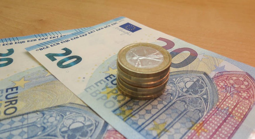 EUR有什么意思啊？