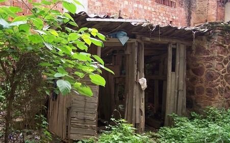 尴尬！当你一个人在厕所发现没带纸时，你是怎么解决的？