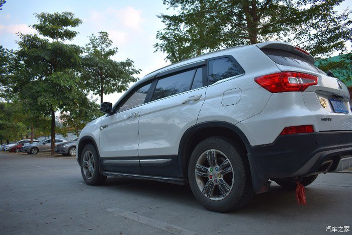 由凤凰石刻群，长安CS75感受神话传奇故事