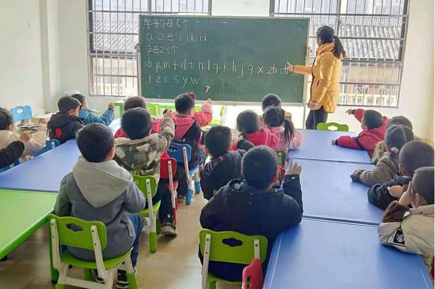 deng的拼音怎么读