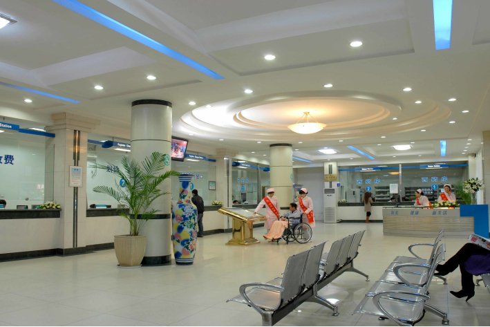 常用的烧伤深度的判断方法为