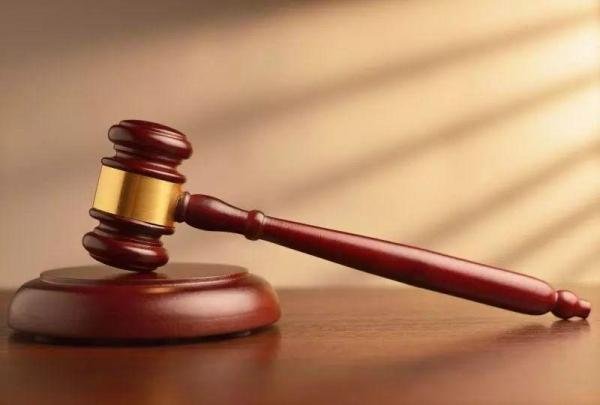 人民网：群嘲颤抖的老人令人发指，此事后续是如何处理的？