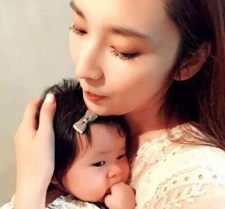 吴佩慈赢逼婚官司 老公纪晓波为什么不娶她?