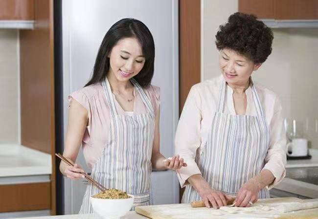 老公要求我孝敬他爸妈，怎么办？？