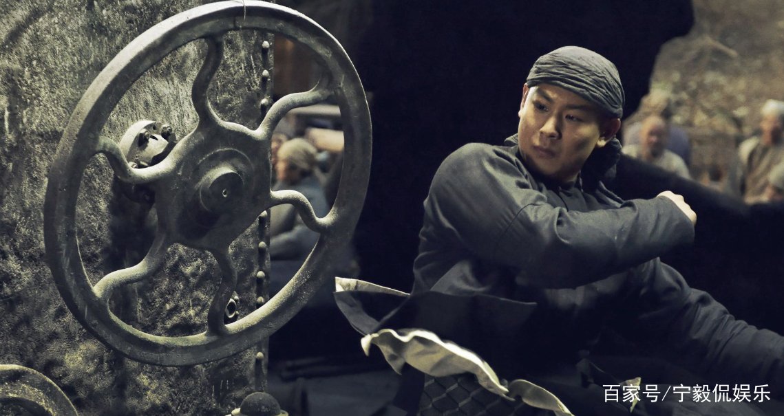 电影太极1从零开始、太极2英雄崛起的导演是哪个人？