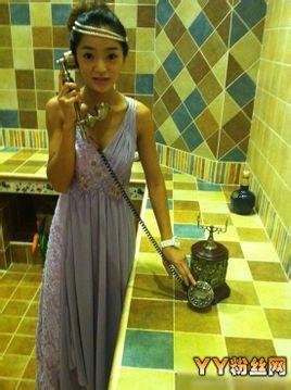 野新新的个人简介