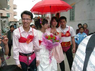 非诚勿扰 李莉娜 被谁牵了？