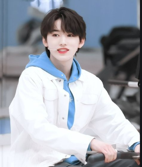 宋亚轩方否认录制《中餐厅5》，你知道他都参加过哪些综艺节目呢？