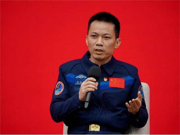 汤红波航天员简历