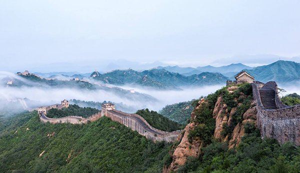 万里长城万里空什么意思