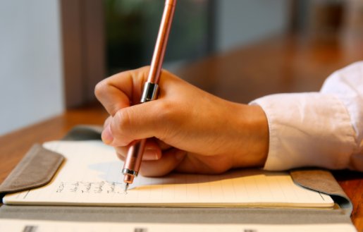 在生活中你有什么新发现吗把你认为有趣的发现描述下来和同学们交流一下吧