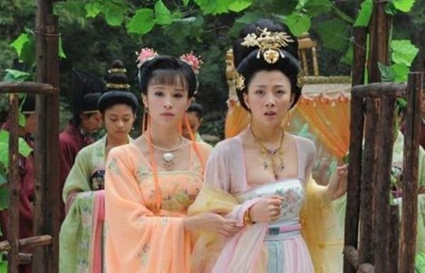 石榴裙下死做鬼也风流