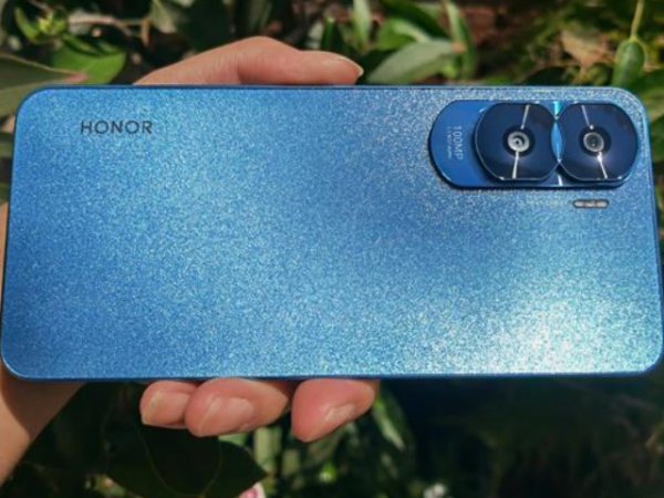 懂行的人买荣耀还是买华为手机