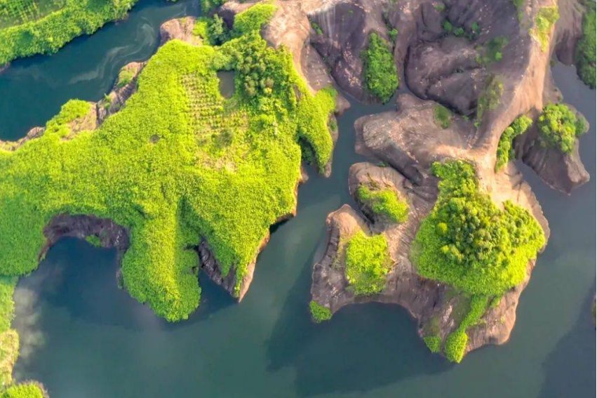 天造地设近义词