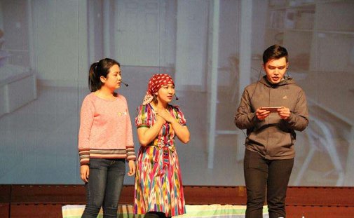 谁帮忙想一个定格动画的小剧本。不限主题，一个人可以完成的定格动画