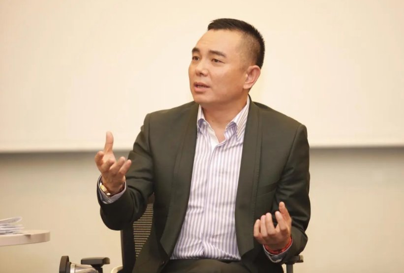 李厚霖到底有几个老婆？