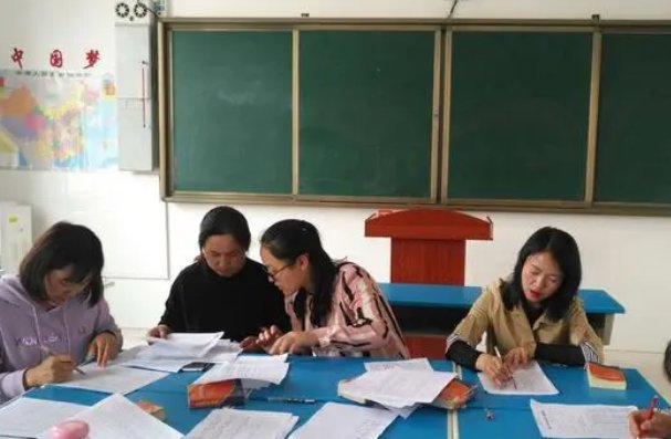 公交车上的诗请2