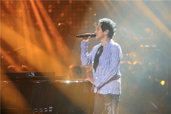 轻轻的我将离开你是什么歌？