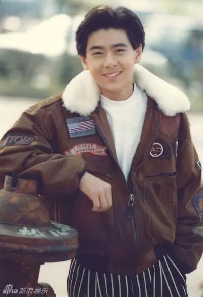 院方称林志颖可自行饮食已返家休养，脸部手术已经完成了吗？