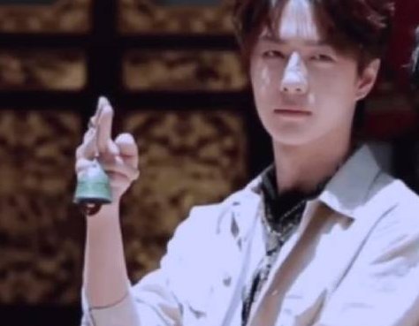 我在等风，也在等你。什么意思？