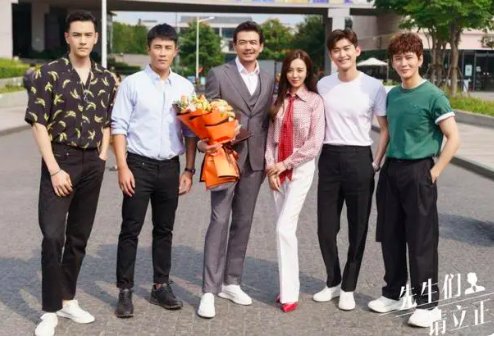 东八区的先生们剧情介绍