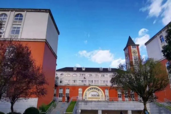 成都职业技术学院青羊校区