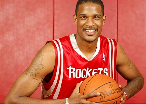 阿里扎退役了吗