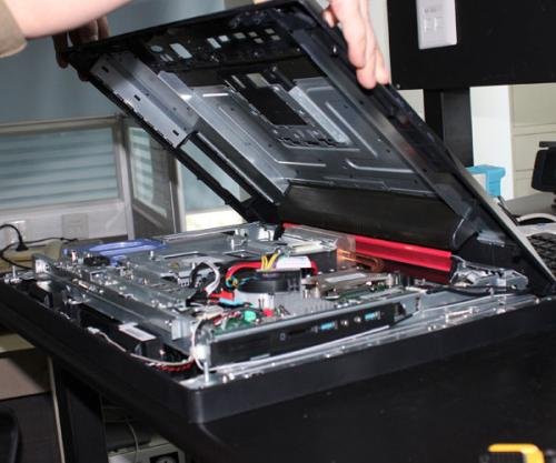 女孩修电脑被植入偷拍软件,还有哪些修电脑惹出的麻烦?