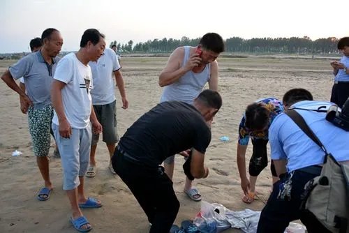 苏州一16岁男孩带妹妹野泳溺亡，如何提高青少年的安全意识？