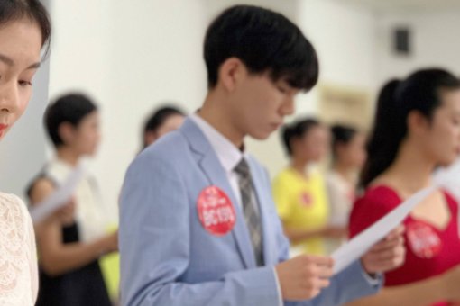 播音主持艺考身高要求