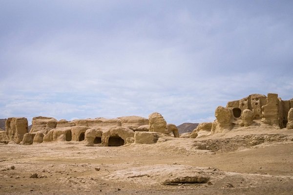 《鬼吹灯》和《盗墓笔记》哪个更好看呢？