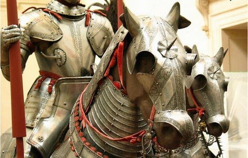 古代各个兵种上阵后都需要做什么呢？比如弓箭手抛射完力竭后做些什么呢？