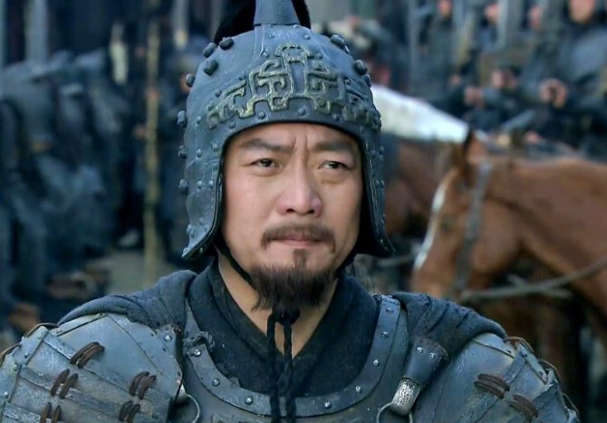 白狼山战役中,谁将乌桓首领蹋顿斩于马下