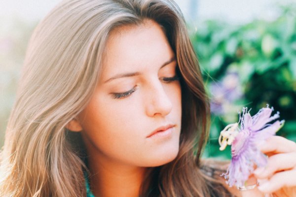 男人为什么喜欢认干妹妹？