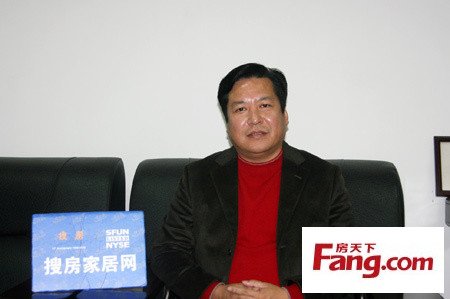 芬尼利的角色经历