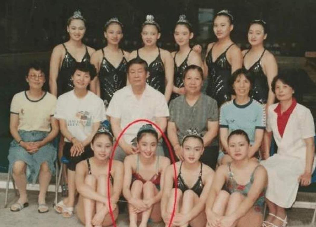 陈自瑶听到丈夫感谢自己时一脸淡定，他们之间有何纠葛？