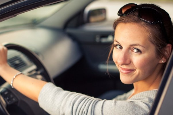 小说中描写开车细节的句