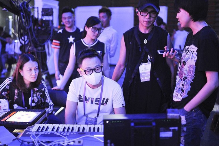 韩国人为什么称媒体为内部人员或者内部人士