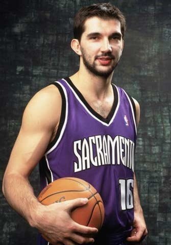 佩贾·斯托贾科维奇的场外生活