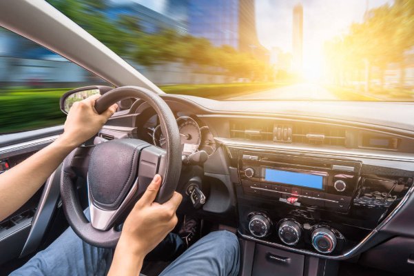 小说中描写开车细节的句